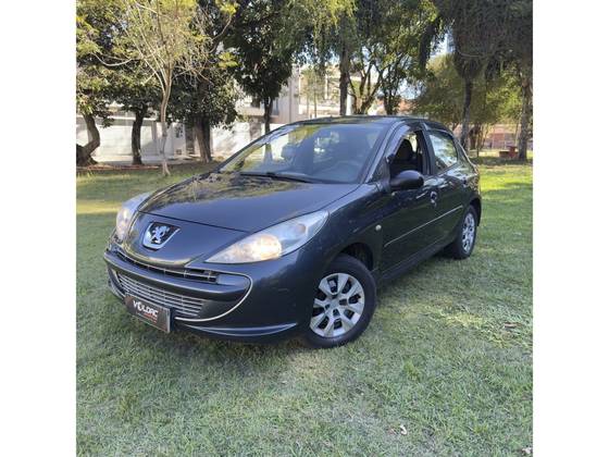 PEUGEOT 207 1.4 XR 8V FLEX 4P MANUAL PEUGEOT 207 1.4 XR 8V FLEX 4P MANUAL